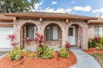 10431 NW 20th Ct in Sunrise, FL - Building Photo - Building Photo