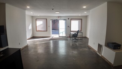 Friend Rentals-Sunnyside Apartments in Morgantown, WV - Building Photo - Interior Photo