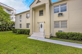 23 Phoenetia Ave in Coral Gables, FL - Building Photo - Building Photo