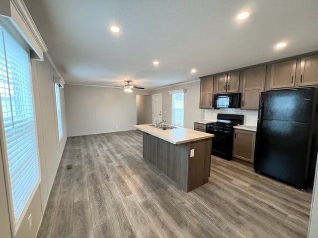 2438 E Birch Dr in Kawkawlin, MI - Building Photo - Building Photo