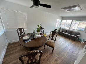 5211 Tipton St in San Diego, CA - Building Photo - Building Photo