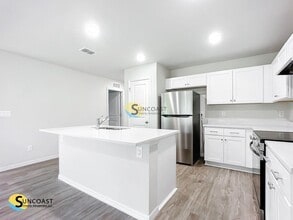 19 Wood Amber Ln in Palm Coast, FL - Building Photo - Building Photo