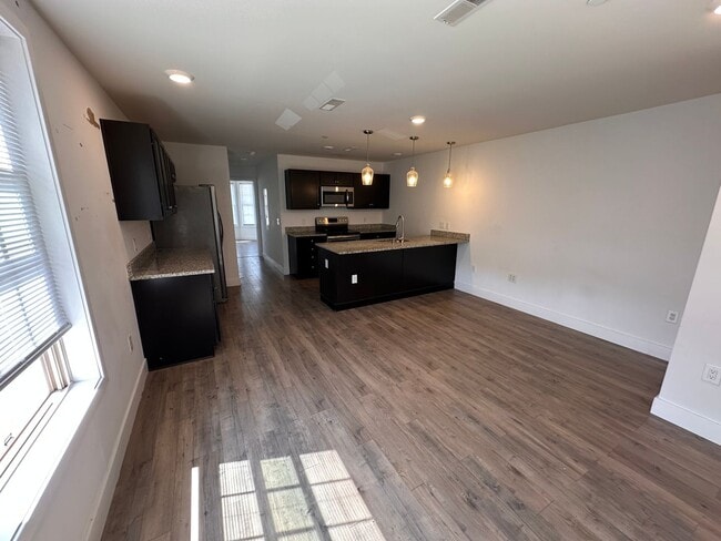 property at 1629 W Venango St