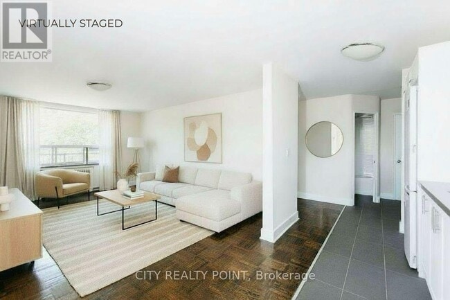 property at 990 Avenue Rd