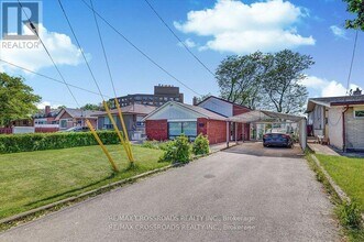 18 De Marco Blvd in Toronto, ON - Building Photo - Building Photo