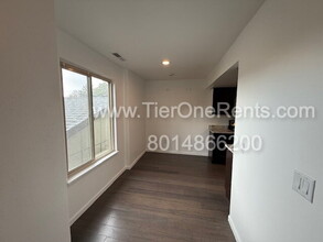 4775 S Pintail Ct in Millcreek, UT - Building Photo - Building Photo