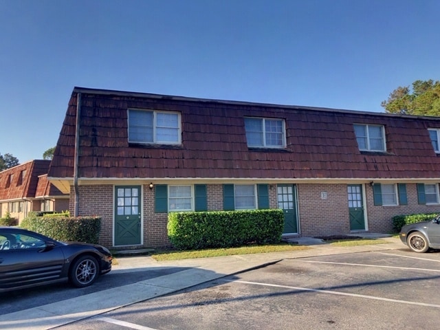 property at 1025 Carolina Rd