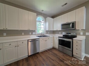 4095 Deerfield Dr NW in Concord, NC - Building Photo - Building Photo