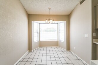 20610 N 6th Dr in Phoenix, AZ - Foto de edificio - Building Photo