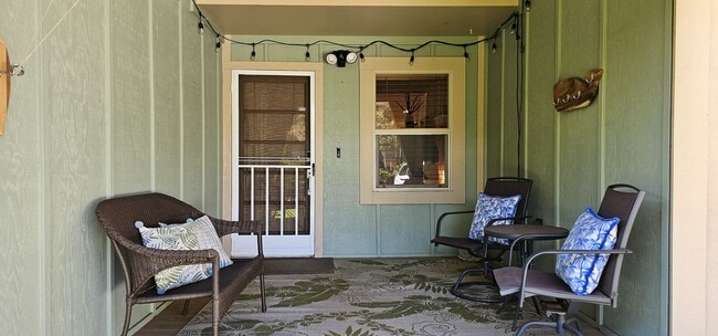 14 Hoku Pl in Paia, HI - Building Photo - Building Photo