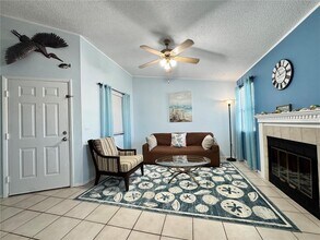 3821 59th Ave W in Bradenton, FL - Building Photo - Building Photo