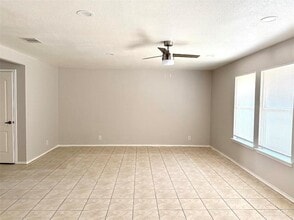 9 Swallow Ave in McAllen, TX - Building Photo - Building Photo