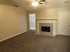 211 Walthour Dr in Rincon, GA - Building Photo - Building Photo