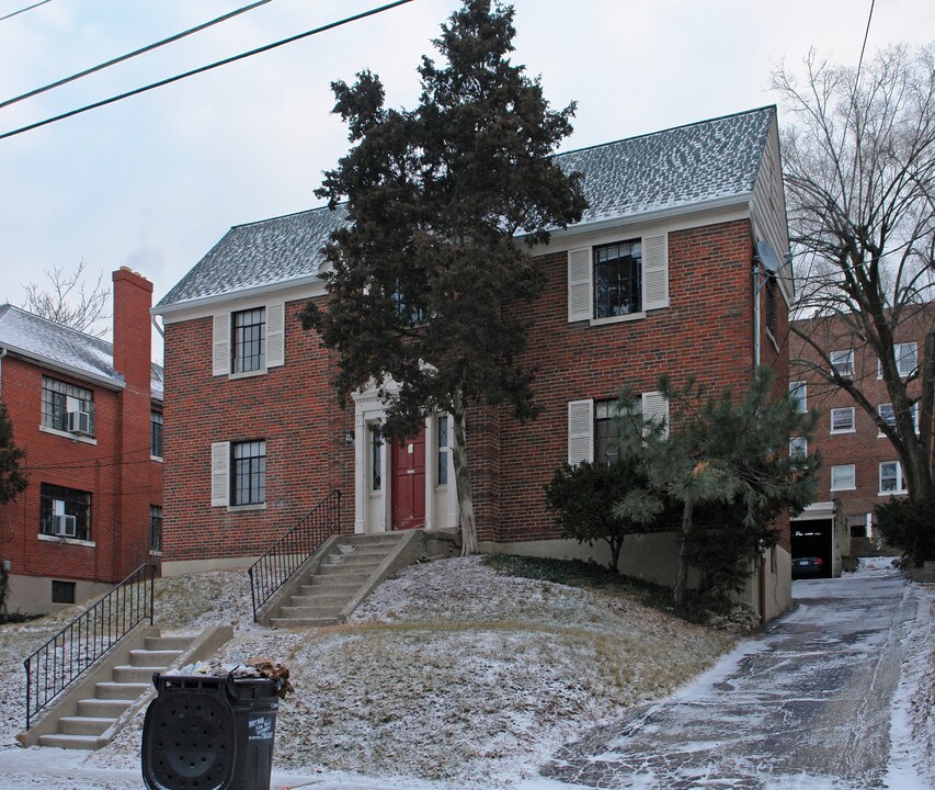 2804 Digby Ave in Cincinnati, OH - Foto de edificio