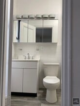 EAST 46 STREET, Unit 4M in New York, NY - Building Photo - Building Photo