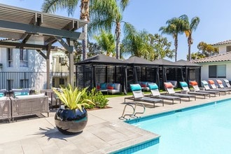 Marea in Dana Point, CA - Foto de edificio - Building Photo