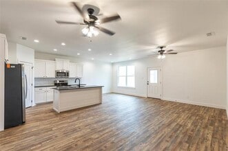 8017 Sawdust Trl in Abilene, TX - Building Photo - Building Photo