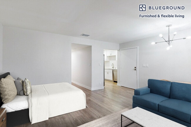 11208 S Western Ave in Los Angeles, CA - Building Photo - Building Photo