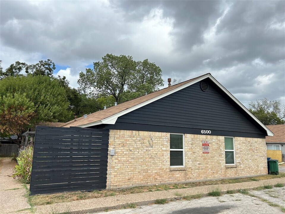 6500 S 1st St in Austin, TX - Building Photo