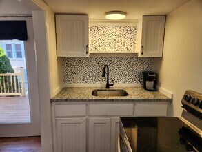 815 E Curtis Ave, Unit APARTMENT B in Wall Township, NJ - Building Photo - Building Photo