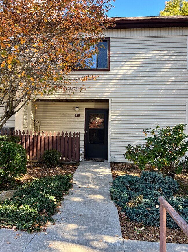 71 Wilshire Heights Dr Rentals in Crossville, TN