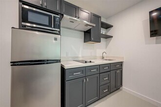 1418 April Villas in Montgomery, TX - Building Photo - Building Photo