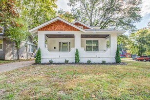 1825 Young Ave in Memphis, TN - Building Photo