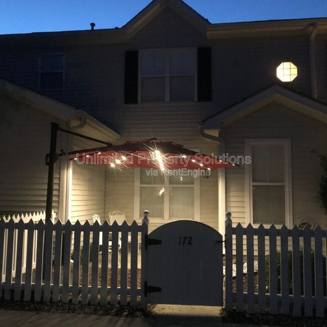 5813 Wrightsville Ave in Wilmington, NC - Building Photo - Building Photo