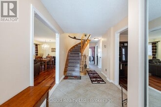 1615 Sir Monty's Dr in Mississauga, ON - Building Photo - Building Photo