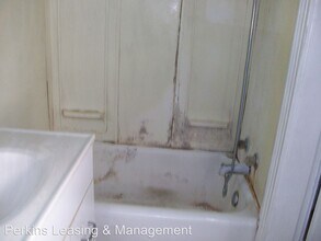 16 Belmont Ave in Waterville, ME - Foto de edificio - Building Photo