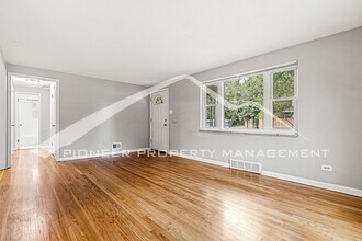 4564 E Mexico Ave in Denver, CO - Building Photo - Building Photo