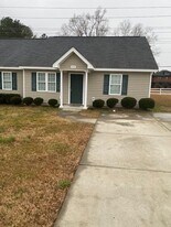 1516 Surrey Ct in Rocky Mount, NC - Building Photo