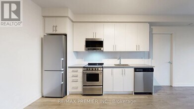 212 King William St in Hamilton, ON - Building Photo - Building Photo