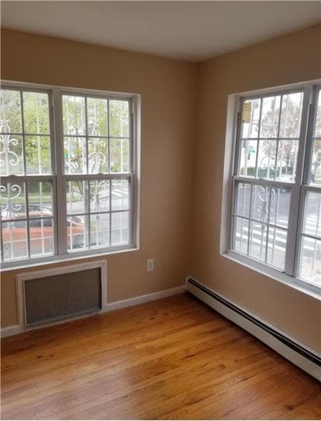property at 800 S Oak Dr