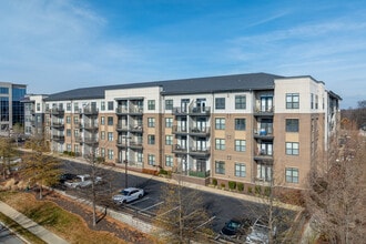 District at Seven Springs in Brentwood, TN - Foto de edificio - Building Photo