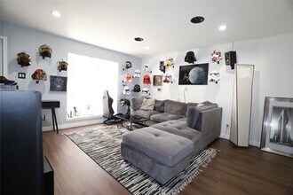 2103 Place Rebecca Ln in Houston, TX - Building Photo - Building Photo
