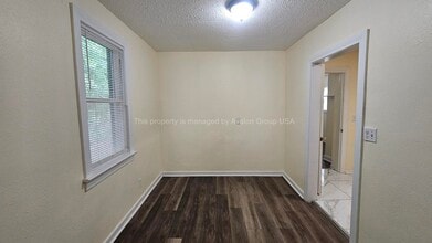 2395 Commonwealth Ave in Jacksonville, FL - Foto de edificio - Building Photo