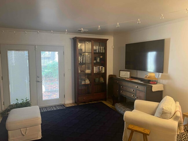 15 Kingsbridge Ct in Warrenton, VA - Foto de edificio - Building Photo