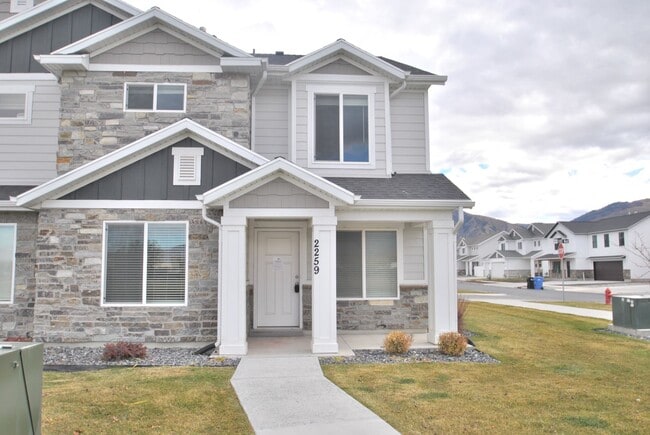 2259 W Nibley Pkwy in Logan, UT - Building Photo - Building Photo