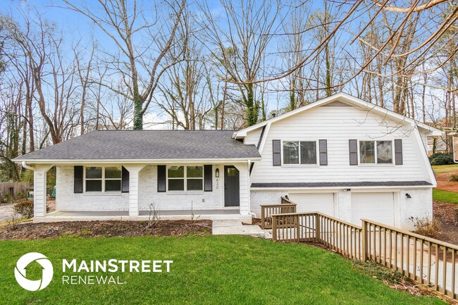 property at 830 Highview Dr