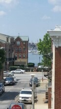 2324 Essex street - 3rd Floor in Baltimore, MD - Foto de edificio - Building Photo