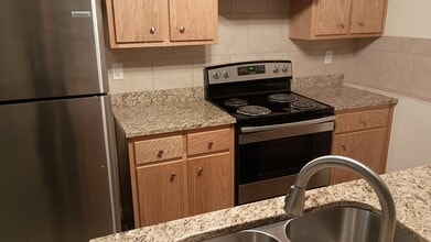 128 N Hill St in Griffin, GA - Building Photo - Building Photo