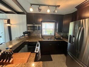 1270 Riverbreeze Blvd in Ormond Beach, FL - Building Photo - Building Photo