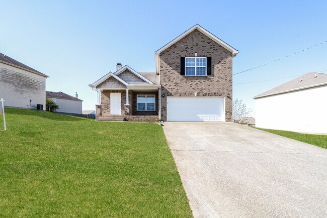 176 Lyndhurst Dr in La Vergne, TN - Building Photo - Building Photo