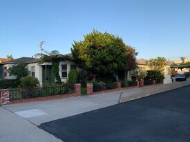 1044 Ocean Park Blvd, Unit B in Santa Monica, CA - Building Photo