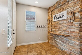 7351 W Palo Brea Ln in Peoria, AZ - Foto de edificio - Building Photo