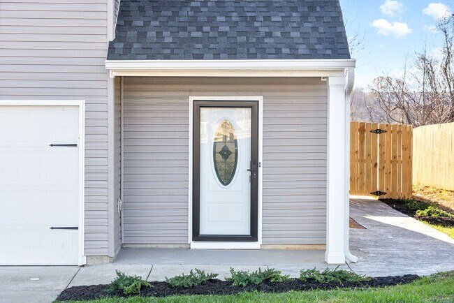 1180 Henry Pl Blvd in Clarksville, TN - Building Photo - Building Photo