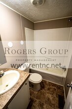 101 Hidden Lake Ln in Kittrell, NC - Building Photo - Building Photo