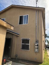 8923 Menlo Ave in Los Angeles, CA - Building Photo - Building Photo