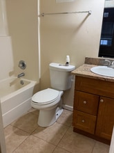 204 Michelle Ct in Columbia, TN - Foto de edificio - Building Photo